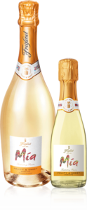 Mia Sparkling Moscato bottle